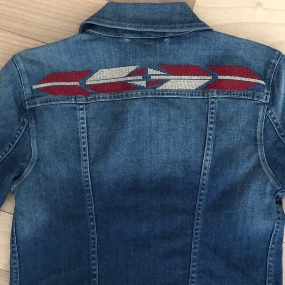 Levi's Jackets & Blazers - Levi’s Tribal Print Jean Jacket 💓